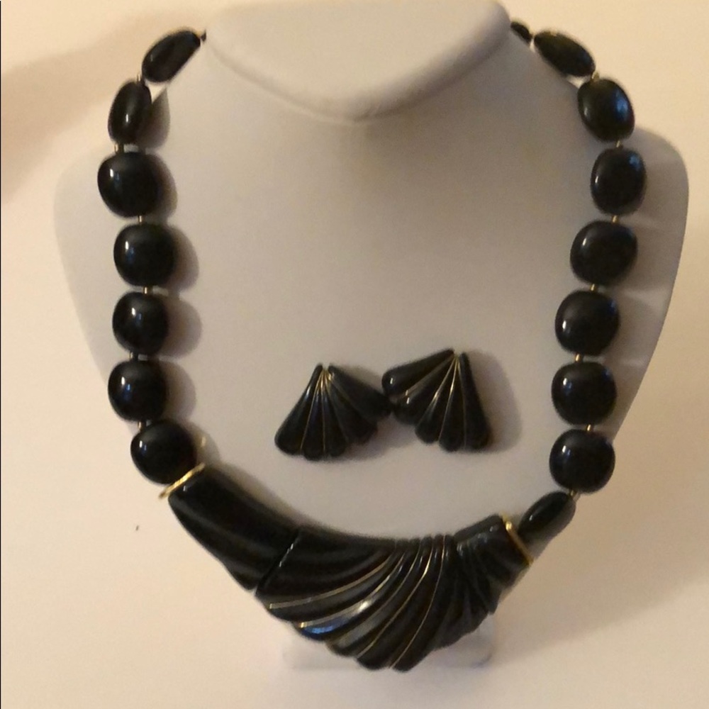 Black gold beaded necklace earrings pierced